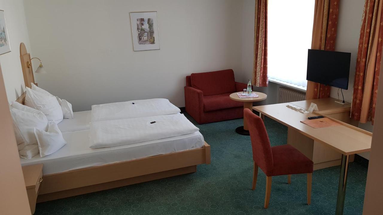 אייכאך Hotel Gasthof Specht מראה חיצוני תמונה
